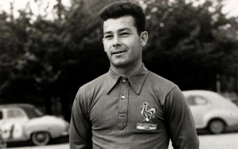 cau-thu-ghi-nhieu-ban-thang-nhat-trong-1-ky-world-cup-just-fontaine