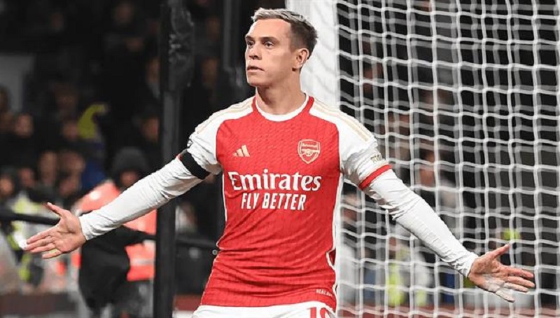 leandro-trossard-hanh-phuc-vi-go-hoa-cho-arsenal-toi-da-du-doan-dieu-nay-tu-truoc